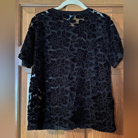 7 for all mankind lace blouse. Black. Size medium. - Picture 2 of 2